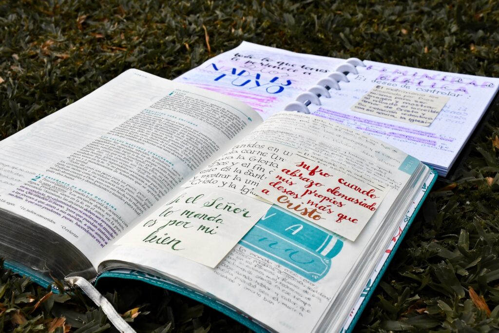 Libro, libreta, estudio